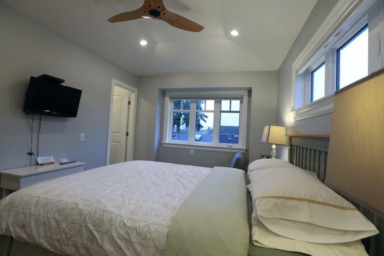Vancouver Traveller B&B Bagian luar foto